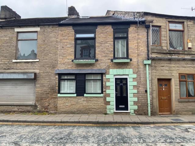 Flat for rent in Greenheys, Greater Manchester