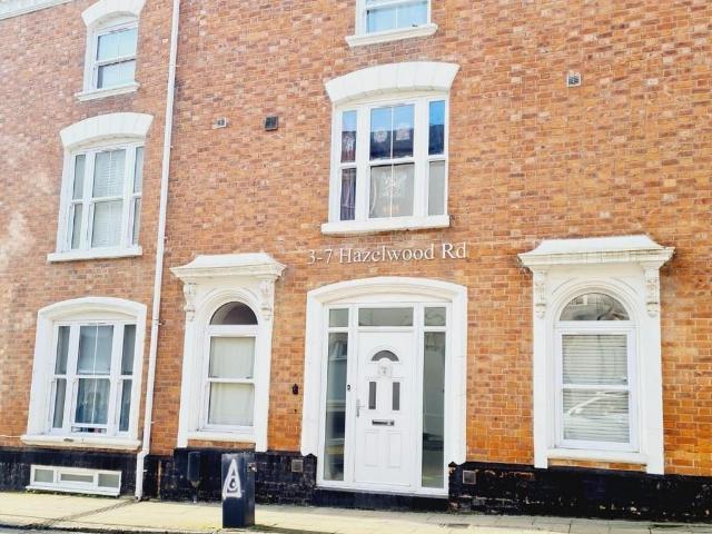 Flat for rent in Semilong, Northampton
