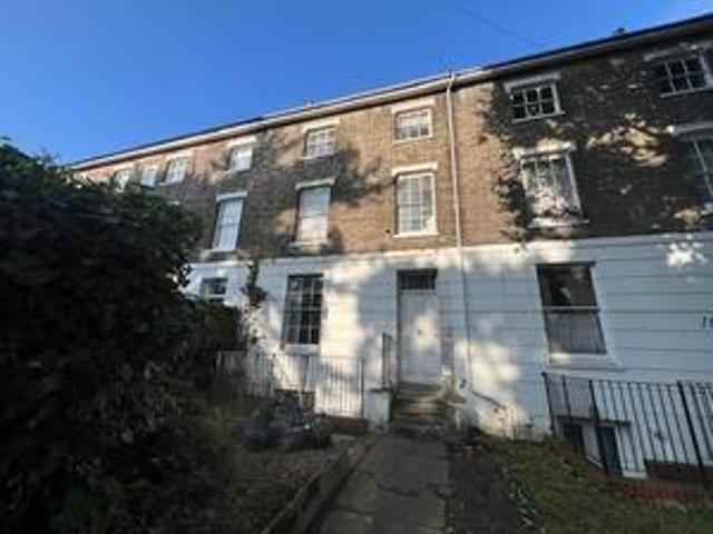 Flat for rent in The Dales, Key Street