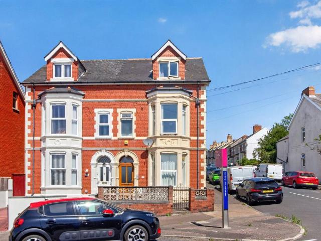 Flat for rent in Gibbonsdown, Barry
