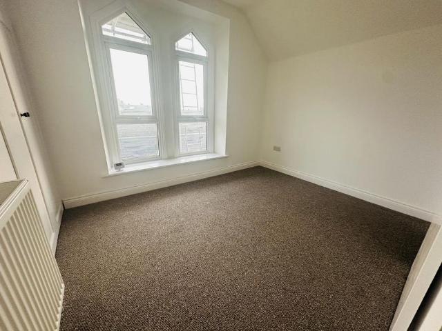 Apartment for rent in Ladyhill, Wales