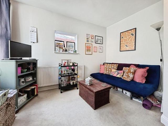Apartment for rent in St James, Sandown Park