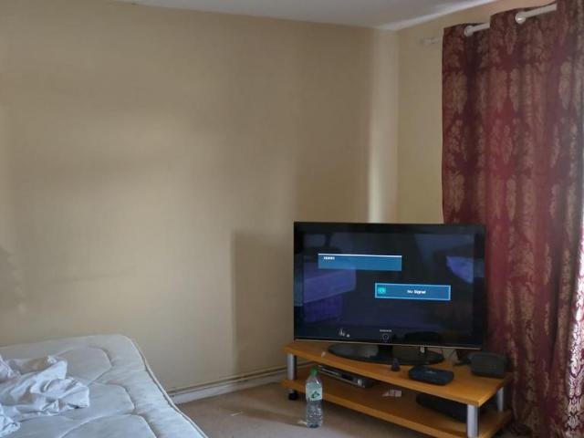 Flat for rent in The Butts, Kent