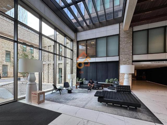 Flat for rent in City Centre, Georgia