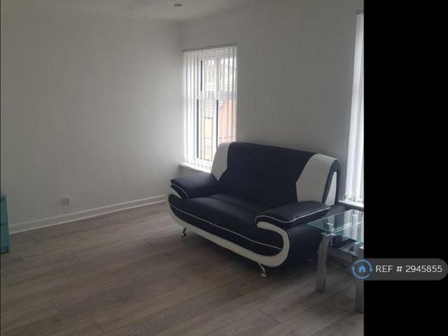 Apartment for rent in Avenham, Higher Bartle