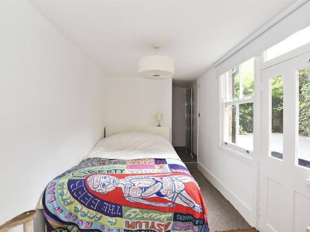 Apartment for rent in Bethnal Green, Greater London