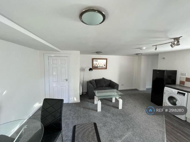 Apartment for rent in Castle Hall, Greenheys