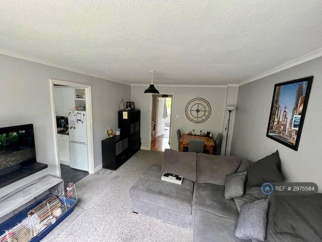 Apartment for rent in Ramsden, Greater London