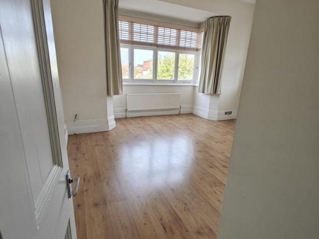 Apartment for rent in Surbiton, Greater London
