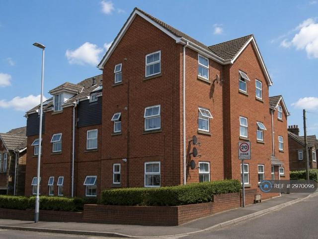Flat for rent in Poole
