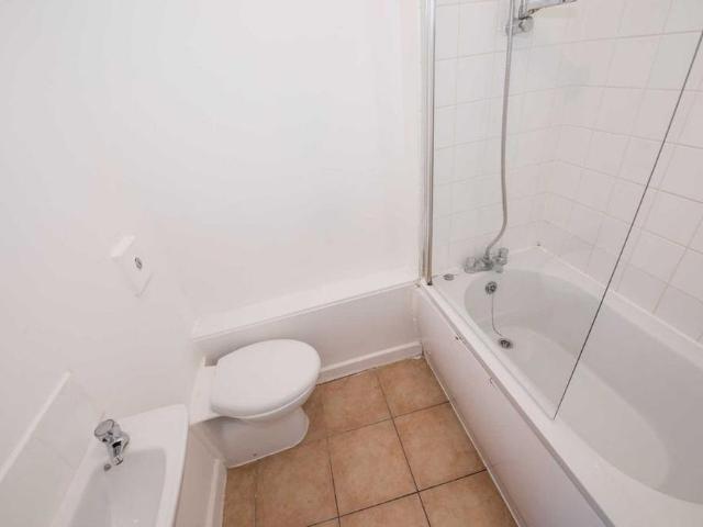 Apartment for rent in City Centre, Georgia