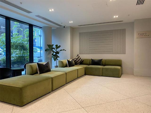Apartment for rent in London Borough of Hounslow, Strand