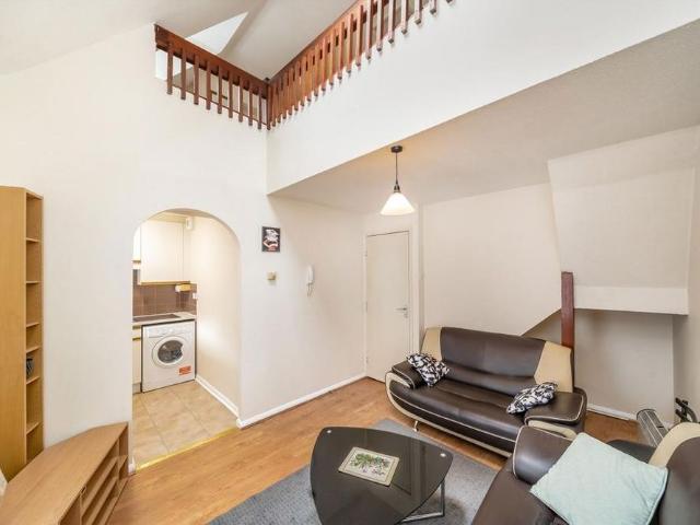 Apartment for rent in Palmers Green, Greater London