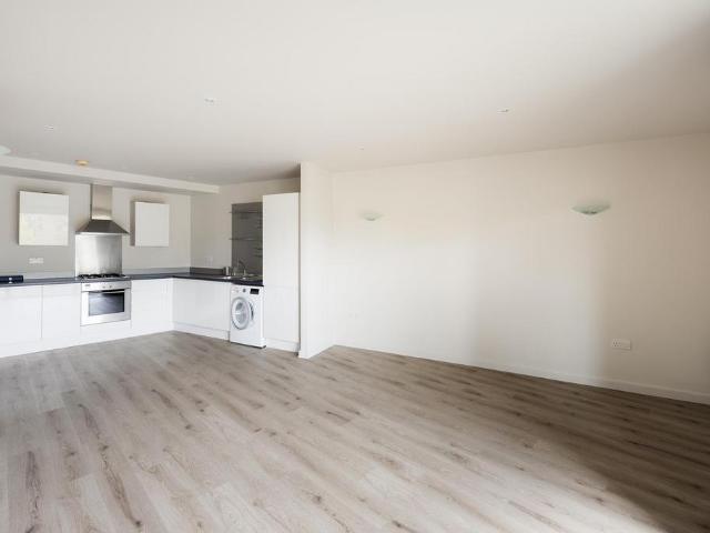 Flat for rent in Spike Island, Feckenham