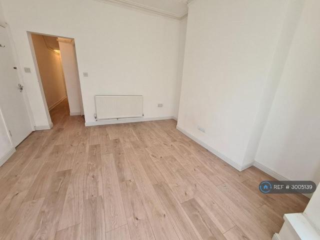 Apartment for rent in Mount Pleasant, Nangreaves