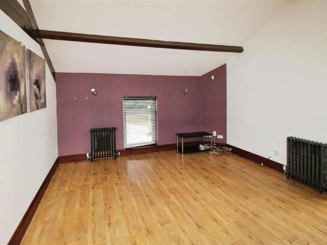 Apartment for rent in Wibsey, West Yorkshire