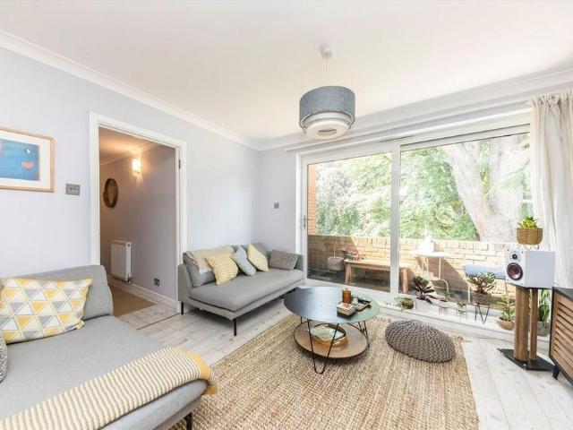 Apartment for rent in Petersham, Greater London