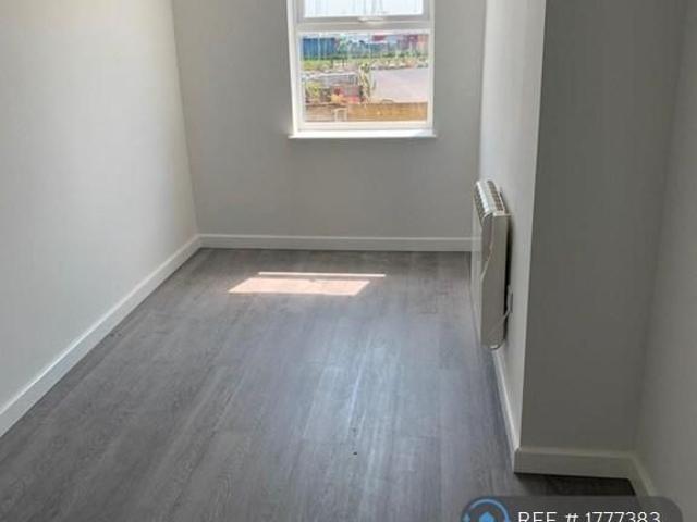 Apartment for rent in Sheerness, Oad Street