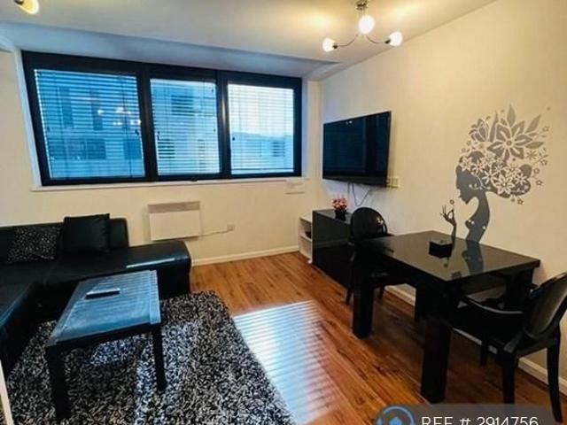 Apartment for rent in Cavern Quarter, Calderstones