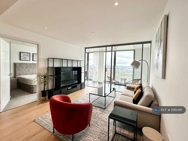 Flat for rent in Canary Wharf, Greater London