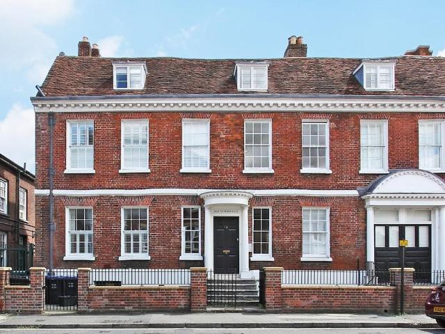Flat for rent in Salisbury, Wiltshire