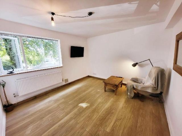 Apartment for rent in Lee Bank, Greater Manchester