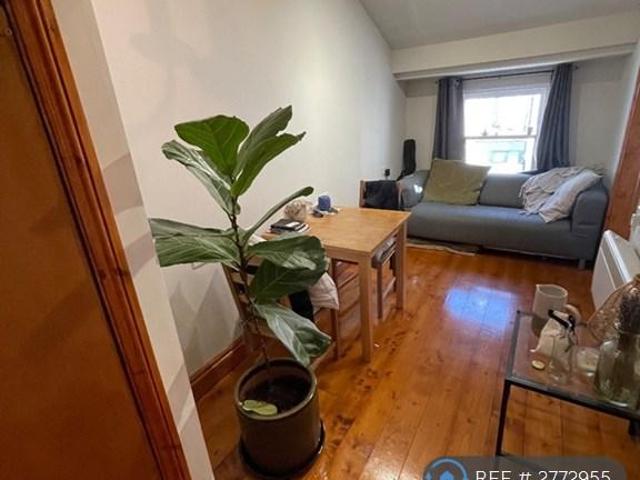 Flat for rent in Kentish Town, Isle Of Man