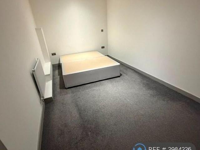 Flat for rent in Shaw Lands, South Yorkshire