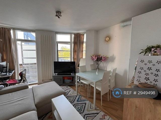 Flat for rent in Balham, Greater London