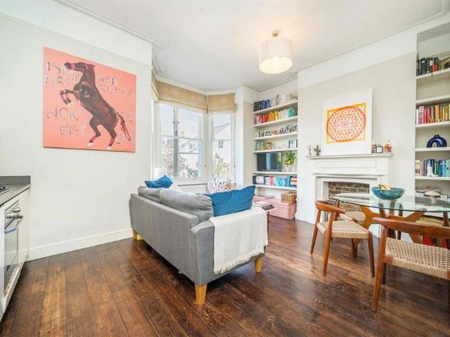 Apartment for rent in London Borough of Hammersmith and Fulham, Greater London