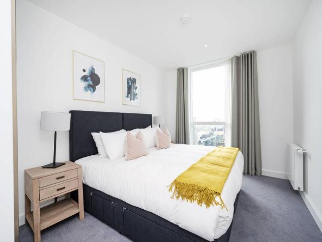 Flat for rent in Isle Of Dogs, Isle Of Man