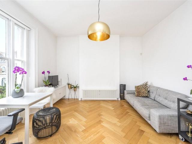 Flat for rent in Kentish Town, Greater London