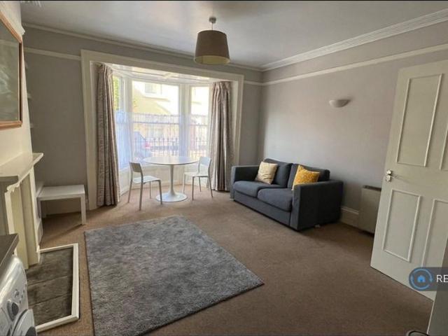 Apartment for rent in Watergate, Devon