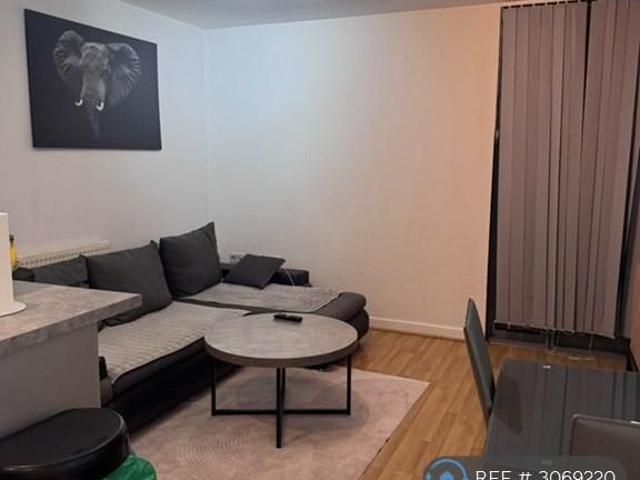 Apartment for rent in Temple Mills, Greater London