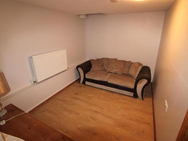 Apartment for rent in Bargoed, Wales