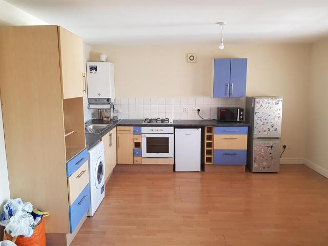 Flat for rent in Highfields, Old Wharf