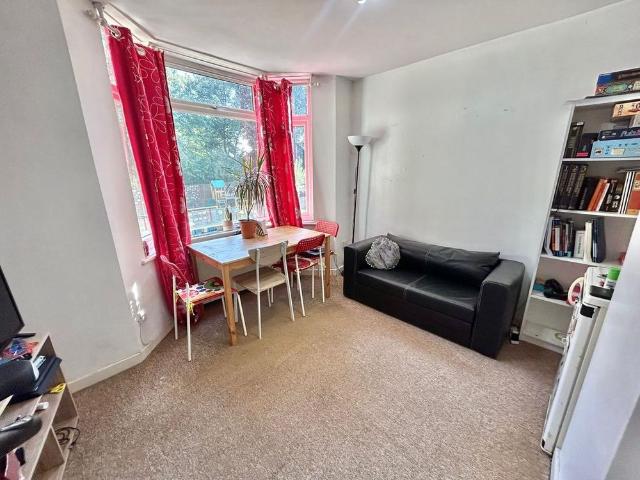 Apartment for rent in Wollaton Park, City of Nottingham