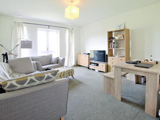 Apartment for rent in St Albans, Five Acres
