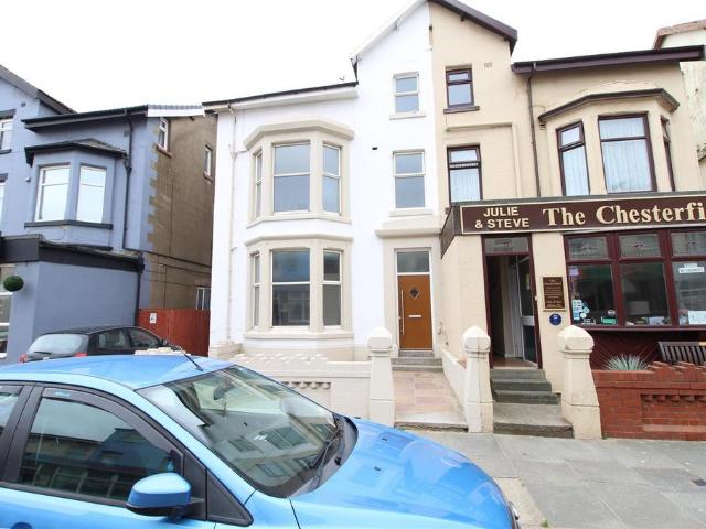 Flat for rent in Foxhall, Blackpool