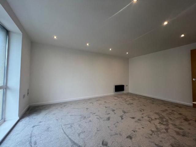 Flat for rent in Baswich, Staffordshire