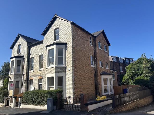 Flat for rent in South Cliff, Kepwick