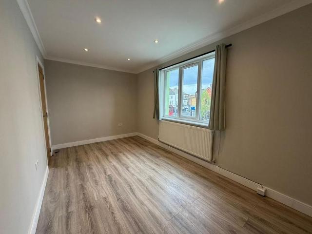 Apartment for rent in Leyton, Greater London