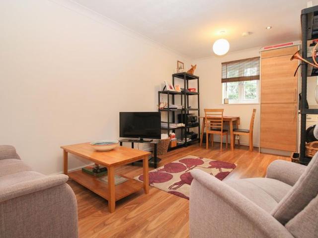 Apartment for rent in Sutton, Barling