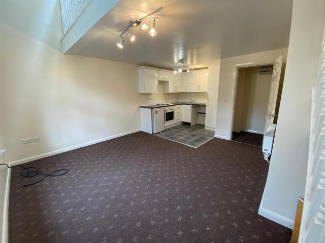 Apartment for rent in Hill Top, Slaithwaite