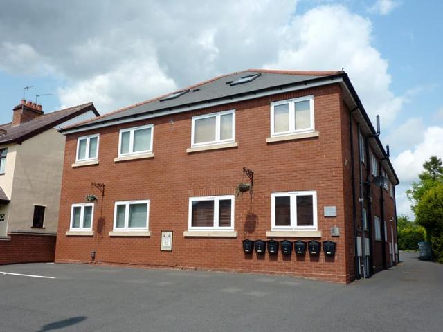 Flat for rent in Wollaston, Amblecote