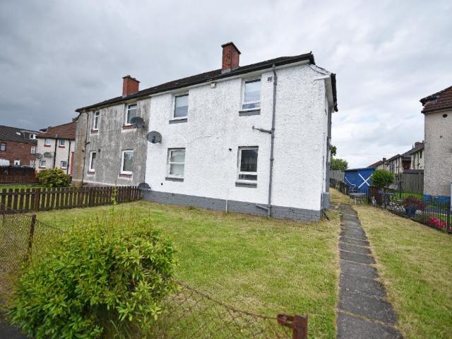 Flat for rent in Bonhill, Scotland