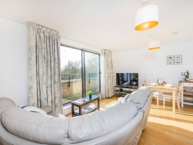 Apartment for rent in Harlesden, Greater London