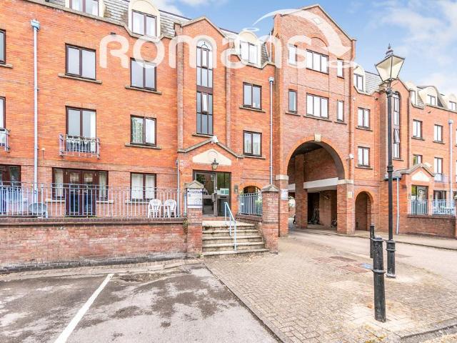 Flat for rent in Newtown, Reading
