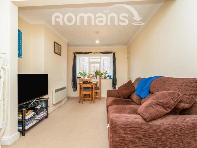 Apartment for rent in Heol-las, Surrey