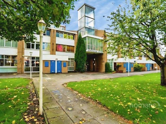 Flat for rent in Slough